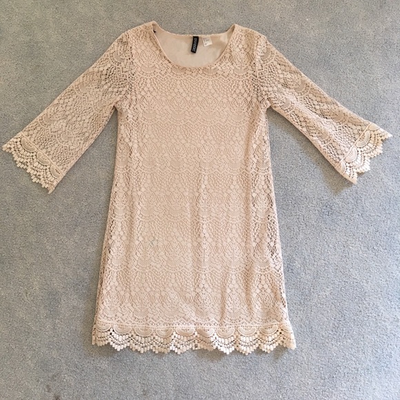 Divided Dresses & Skirts - Lace 3/4 sleeve dress